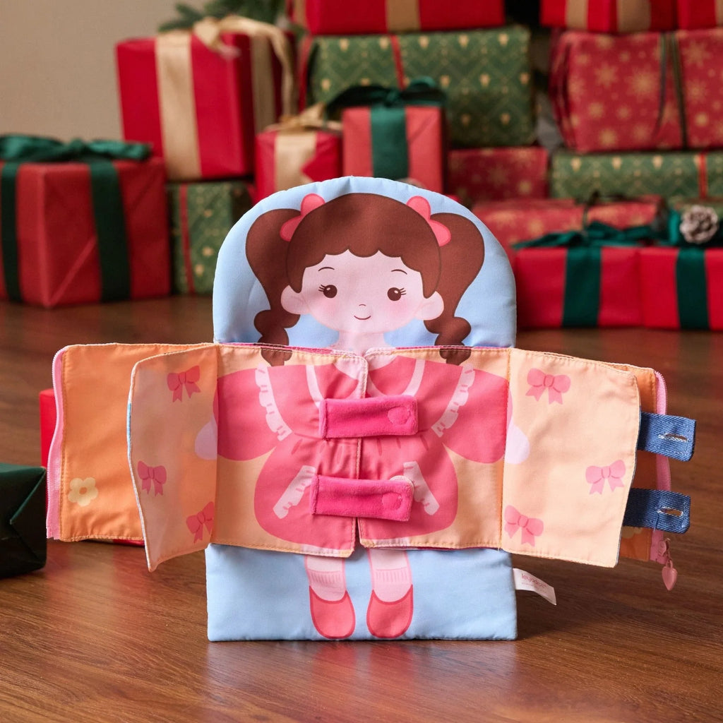 Molly Knows How To Wear - Personalized Montessori Soft Book